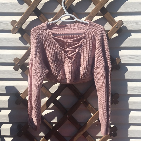 Cropped Pink Sweater - Picture 2 of 4